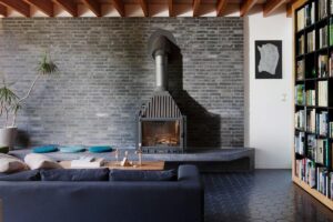 Fl-Bone-Cheminees-Philippe-Radiante-700-fireplace